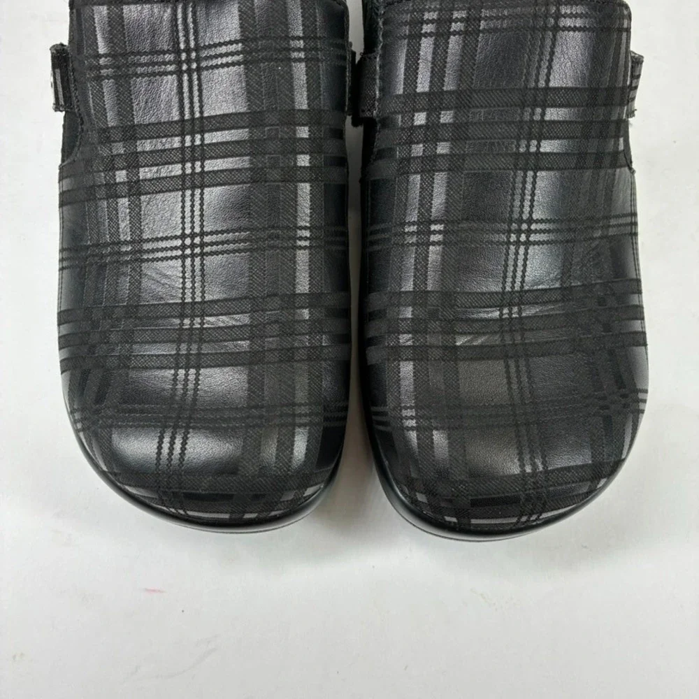 Alegria Black Plaid Slip-On Clogs size 9